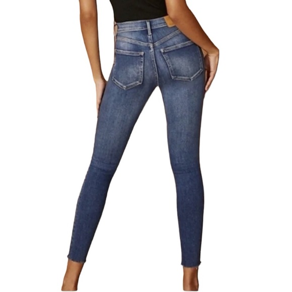 Aritzia Denim Forum The Lola Skinny Crop Jeans - Picture 3 of 9
